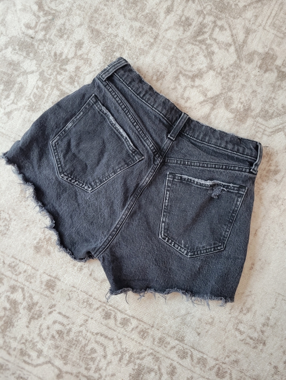 Abercrombie & Fitch The Mom Short 27/4 High Rise Black Denim 90s Distressed - Picture 5 of 6